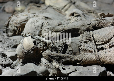 Bleibt der Pilger an der Yemrehana Krestos Kirche Stockfoto