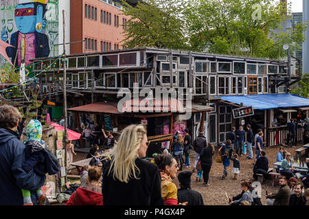 Berlin, Deutschland, Neu eröffnete Holz- Markt 25 im Holzmarktstrasse in Berlin-Friedrichshain Stockfoto