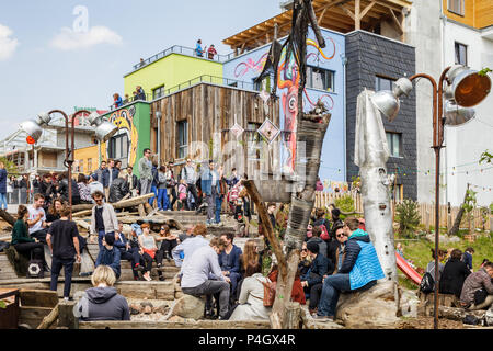 Berlin, Deutschland, Neu eröffnete Holz- Markt 25 im Holzmarktstrasse in Berlin-Friedrichshain Stockfoto