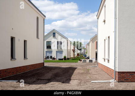Berlin, Deutschland, Neubau freistehendes Wohnanlage Gartenstadt Karlshorst Stockfoto