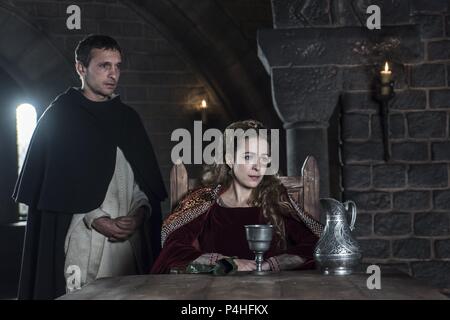 Original Film Titel: LA CATEDRAL DEL MAR. Englischer Titel: LA CATEDRAL DEL MAR. Regisseur: JORDI FRADES. Jahr: 2017. Stars: SILVIA ABASCAL; PABLO DERQUI. Quelle: DIAGONALE TV/DE AGUSTIN, Javier/Album Stockfoto