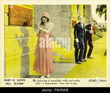 Original Film Titel: heißes Wasser. Englischer Titel: heißes Wasser. Regisseur: FRED NEWMEYER. Jahr: 1924. Stars: Harold Lloyd, JOBYNA RALSTON. Credit: PATHE/Album Stockfoto