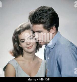 Original Film Titel: PRACHT IM GRAS. Englischer Titel: PRACHT IM GRAS. Regisseur: Elia Kazan. Jahr: 1961. Stars: Warren Beatty; Natalie Wood. Quelle: WARNER BROTHERS/Album Stockfoto