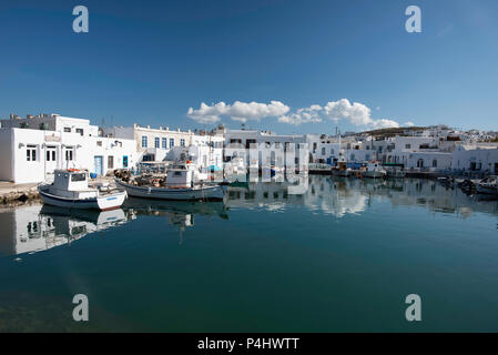 Hafen von Naoussa Kykladen Insel Stockfoto