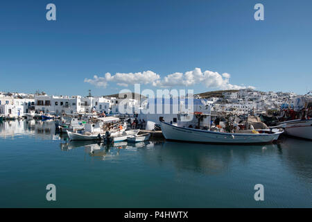 Hafen von Naoussa Kykladen Insel Stockfoto