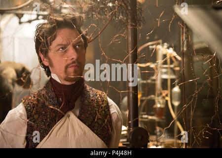 Original Film Titel: Victor Frankenstein. Englischer Titel: Victor Frankenstein. Regisseur: PAUL MCGUIGAN. Jahr: 2015. Stars: JAMES MCAVOY. Credit: DAVIS ENT/TSG ENT/MPC/20. JAHRHUNDERT FILM CORPORATION/Album Stockfoto