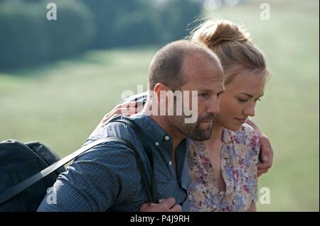 Original Filmtitel: KILLER ELITE. Englischer Titel: KILLER ELITE. Regisseur: Gary MCKENDRY. Jahr: 2011. Stars: Jason Statham; YVONNE STRAHOVSKI. Credit: OMNILAB MEDIA/Album Stockfoto