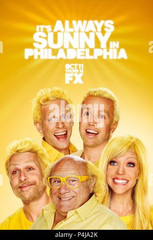 Original Film Titel: ES IST IMMER SONNIG IN PHILADELPHIA. Englischer Titel: ES IST IMMER SONNIG IN PHILADELPHIA. Regisseur: Rob MCELHENNEY; GLENN HOWERTON. Jahr: 2005. Stars: Danny Devito, Charlie Day, ROB MCELHENNEY; GLENN HOWERTON; KAITLYN OLSON. Credit: FX PRODUKTIONEN/Album Stockfoto