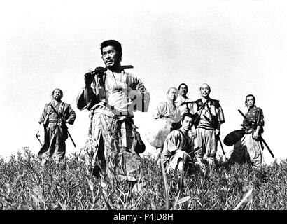 Original Film Titel: SHICHININ NO SAMURAI. Englischer Titel: Sieben Samurai, die. Film Regie: Akira Kurosawa. Jahr: 1954. Stars: Toshiro Mifune, Takashi Shimura, DAISUKE KATO; Minoru Chiaki; YOSHIO INABA. Credit: TOHO/Album Stockfoto