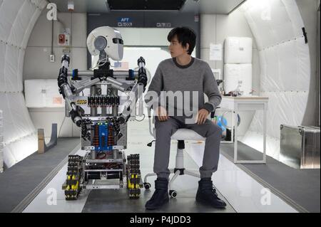 Original Film Titel: DER RAUM ZWISCHEN UNS. Englischer Titel: DER RAUM ZWISCHEN UNS. Regisseur: PETER CHELSOM. Jahr: 2017. Stars: ASA BUTTERFIELD. Credit: LAMF/STX/Album Stockfoto