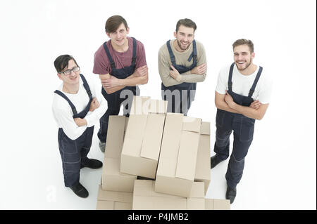 Young movers Holding boxen auf weißem Hintergrund, Stockfoto