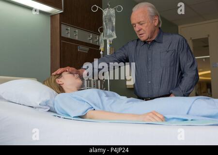 Original Film Titel: Trost. Englischer Titel: Trost. Regisseur: ALFONSO POYART. Jahr: 2015. Stars: Anthony Hopkins. Credit: EDEN ROCK, Medien/Unterhaltung/FLYNN FILMNATION BILD COMPA/Album Stockfoto