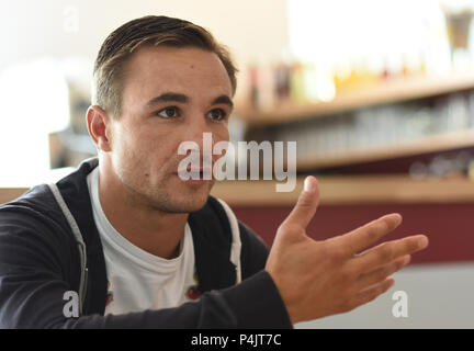 August 13, 2015 - Beziers, Frankreich: Portrait von Jean-Baptiste Jalabert, bekannt als 'Juan Bautista", einer der führenden französischen Stierkämpfer. Trotz der wachsenden Opposition von Tier rechte Gruppen, Stierkampf bleibt populär in Süd frankreich. Stierkampf Liebhaber berichten, dass die Praxis noch mehr echt ist in Südfrankreich als in den Nachbarländern, weil Spanien Stierkampf auf kommunaler Ebene organisiert wird, durch Gruppen von Menschen die tauromachy Traditionen verpflichtet. Portrait de Jean-Baptiste Jalabert, un-Matador francais 1611 comme Juan Bautista. Stockfoto