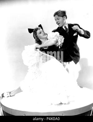 Original Filmtitel: BIS DER STREIK DER BAND. Englischer Titel: BIS DER STREIK DER BAND. Film Regie: Busby Berkeley. Jahr: 1940. Stars: Mickey Rooney und Judy Garland. Credit: MGM /Album Stockfoto
