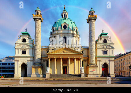 Die Kirche St. Charles, Karlskirche in Wien, Österreich bei Sonnenaufgang Stockfoto