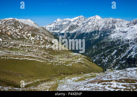 Blick entlang der Großglockner Hochalpenstraße in Österreich, Europa Stockfoto