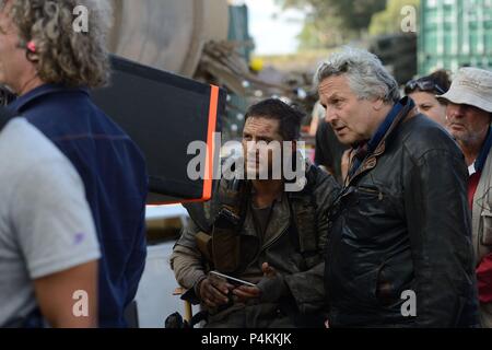 Original Film Titel: MAD MAX: FURY ROAD. Englischer Titel: MAD MAX: FURY ROAD. Regisseur: George Miller. Jahr: 2015. Stars: George Miller; Tom Hardy. Credit: VILLAGE ROADSHOW/Album Stockfoto