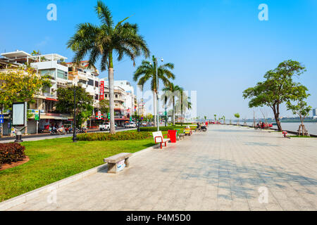 PHNOM PENH, Kambodscha - MÄRZ 24, 2018: die Promenade an der Riverside Park in Phnom Penh in Kambodscha Stockfoto