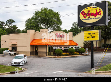 HICKORY, NC, USA-21. Juni 18: Bojangles, Inc. ist einer der südöstlichen US-Kette von Fast Food Restaurants, in Cajun seasoning spezialisiert, gebratenes Huhn Stockfoto