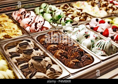 Verschiedene Arten von Eis in Eis Cafe und Stockfoto