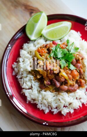Chili con Carne für Reis Stockfoto