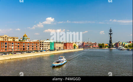 Blick auf den Fluss Moskwa in Moskau, Russland Stockfoto