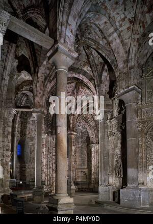 GIROLA DE LA CATEDRAL DE AVILA - SIGLO XIII-ESTILO GOTICO BORGOÑON. Autor: Maestro Fruchel (12 Prozent). Lage: CATEDRAL - INTERIEUR, Avila, Spanien. Stockfoto