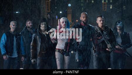 Original Film Titel: Suicide Squad. Englischer Titel: Suicide Squad. Regisseur: David Ayer. Jahr: 2016. Stars: Will Smith; Jay Hernandez, ADEWALE AKINNUOYE - AGBAJE; Margot Robbie; JAI COURTNEY; JOEL KINNAMAN; KAREN FUKUHARA. Credit: WARNER BROS. BILDER/Album Stockfoto