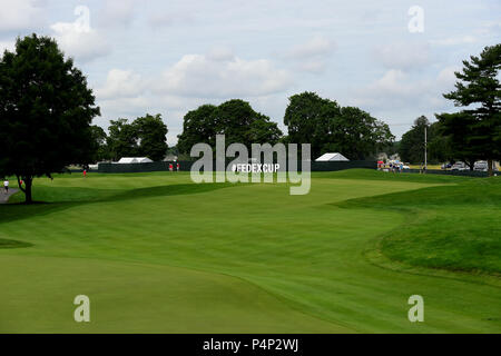 Juni 21, 2018: Eine allgemeine Ansicht des 9 Fahrrinne in Richtung der 9 T-Stück am ersten Tag des Spiels an der PGA Travelers Championship Golf Turnier. Eric Canha/CSM Stockfoto