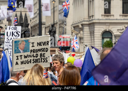 London, Großbritannien. 23 Jun, 2018: Demonstranten nehmen an der Abstimmung März in London für eine sinnvolle Abstimmung über die endgültige Brexit Abkommen zwischen der britischen Regierung und der Europäischen Union statt. Credit: Bradley Smith/Alamy Leben Nachrichten. Stockfoto