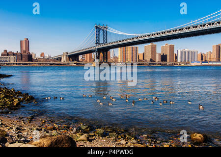 Manhattan Bridge von Dumbo, Brooklyn, New York, USA Stockfoto