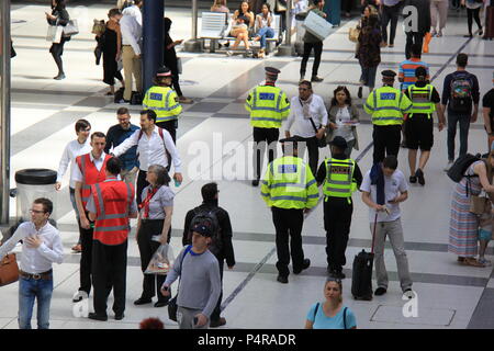 Bahnhofshalle und Ticket Halle an der Liverpool Street Bahnhof (dritte Verkehrsreichsten Hauptbahnhof in London), England, UK, PETER GRANT Stockfoto