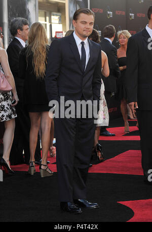 02 Leonardo DiCaprio 02.jpg Gründung Premiere auf der Chinese Theatre in Los Angeles. 02 Leonardo DiCaprio 02 Red Carpet Event, Vertikal, USA, Filmindustrie, Prominente, Fotografie, Bestof, Kunst, Kultur und Unterhaltung, Topix Prominente Fashion/Vertikal, Besten, Event in Hollywood Leben - Kalifornien, Roter Teppich und backstage, USA, Film, Stars, Film Stars, TV Stars, Musik, Promis, Fotografie, Bestof, Kunst, Kultur und Unterhaltung, Topix, vertikal, eine Person aus dem Jahr 2010, Anfrage tsuni@Gamma-USA.com Mode - Volle Länge Stockfoto