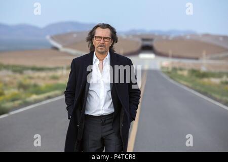 Original Film Titel: DER RAUM ZWISCHEN UNS. Englischer Titel: DER RAUM ZWISCHEN UNS. Regisseur: PETER CHELSOM. Jahr: 2017. Stars: GARY OLDMAN. Credit: LAMF/STX/Album Stockfoto