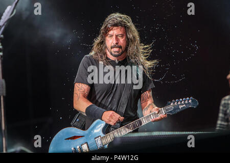 Florenz Italien. 14. Juni 2018. Die US-amerikanische Rockband FOO FIGHTERS führt live auf der Bühne des Visarno Arena während der 'Firenze Felsen 2018' Stockfoto