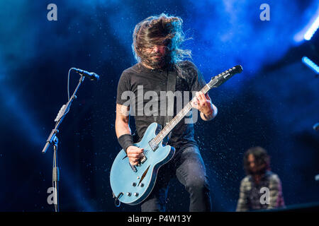 Florenz Italien. 14. Juni 2018. Die US-amerikanische Rockband FOO FIGHTERS führt live auf der Bühne des Visarno Arena während der 'Firenze Felsen 2018' Stockfoto