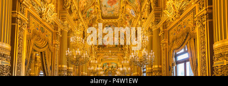 Paris, Frankreich, 24. Oktober 2014: Einrichtung der Pariser Oper Palais Garnier - Stockfoto