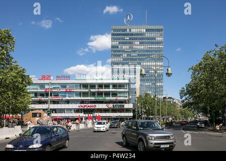 Berlin, Deutschland, Europa Center auf dem Breitscheidplatz in Berlin-Charlottenburg Stockfoto