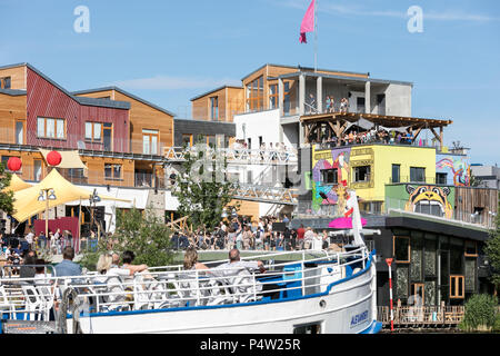 Berlin, Deutschland, Club Holzmarkt 25 in der Holzmarktstrasse in Berlin-Friedrichshain Stockfoto