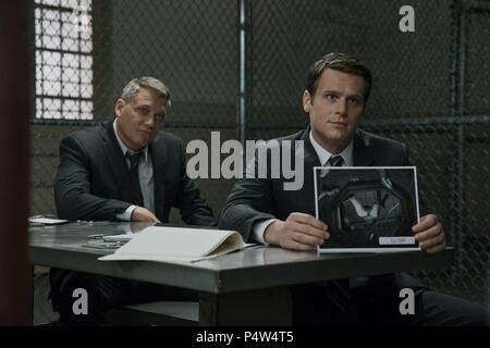 Beschreibung: TEMPORADA 1. Original Film Titel: MINDHUNTER. Englischer Titel: MINDHUNTER. Regisseur: Joe PENHALL. Jahr: 2017. Stars: HOLT MCCALLANY; Jonathan Groff. Credit: Denver und Delilah Produktionen, Netflix, Panik Bilder / Album Stockfoto