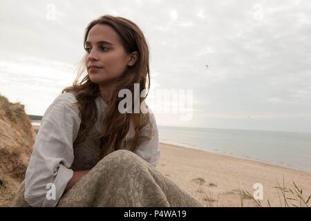 Original Film Titel: TULIP FIEBER. Englischer Titel: TULIP FIEBER. Regisseur: Justin Chadwick. Jahr: 2017. Stars: ALICIA VIKANDER. Credit: Ruby Films/Album Stockfoto