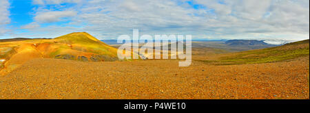 Island Kerlingarfjöll - vulkanische Landschaft mit heißen Quellen und Dampfenden strams Stockfoto