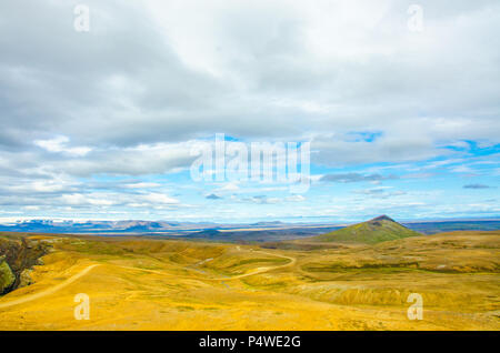 Island Kerlingarfjöll - vulkanische Landschaft mit heißen Quellen und Dampfenden strams Stockfoto