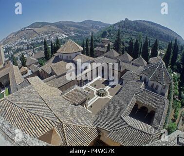 PATIO DE LOS LEONES CONSTRUIDO POR MOHAMMED V - SIGLO XIV. Ort: ALHAMBRA - PATIO DE LOS LEONES, Granada, Spanien. Stockfoto