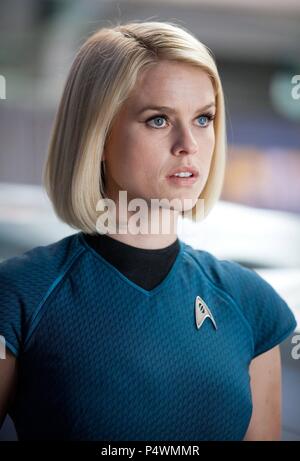 Original Film Titel: STAR TREK: In die Dunkelheit. Englischer Titel: STAR TREK: In die Dunkelheit. Regisseur: J.J Abrams. Jahr: 2013. Stars: ALICE EVE. Quelle: Paramount Pictures/Album Stockfoto