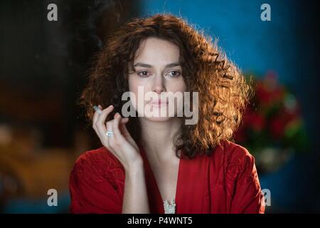 Original Film Titel: ANNA KARENINA. Englischer Titel: ANNA KARENINA. Regisseur: Joe Wright. Jahr: 2012. Stars: Keira Knightley. Credit: STUDIO CANAL/WORKING TITLE FILMS/Album Stockfoto