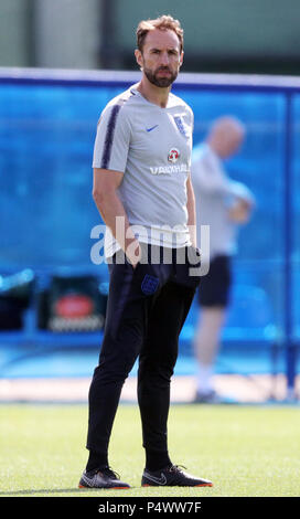 England Manager Gareth Southgate während des Trainings am Spartak Zelenogorsk Stadium, Zelenogorsk. Stockfoto