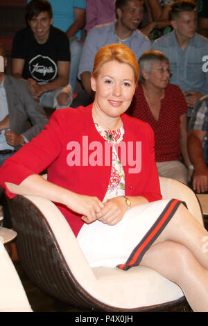 Gäste bei Markus Lanz Talkshow in Hamburg bietet: Franziska Giffey (Politikerin) Wo: Hamburg, Deutschland Wann: 22. Mai 2018 Credit: Becher/WENN.com Stockfoto