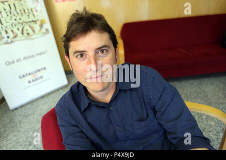 Manel Fuentes de los Estudios de Catalunya Radio. Stockfoto