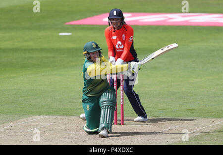 Südafrikas Lizelle Lee batting während des T20 Tri Reihe entspricht in der Grafschaft. Stockfoto